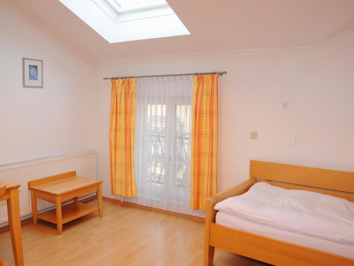 Privatzimmer Familie Schwarz Виена Екстериор снимка