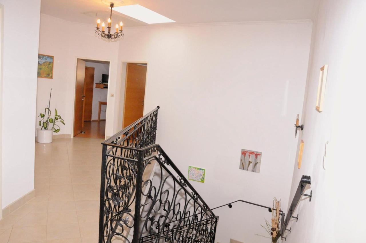 Privatzimmer Familie Schwarz Виена Екстериор снимка